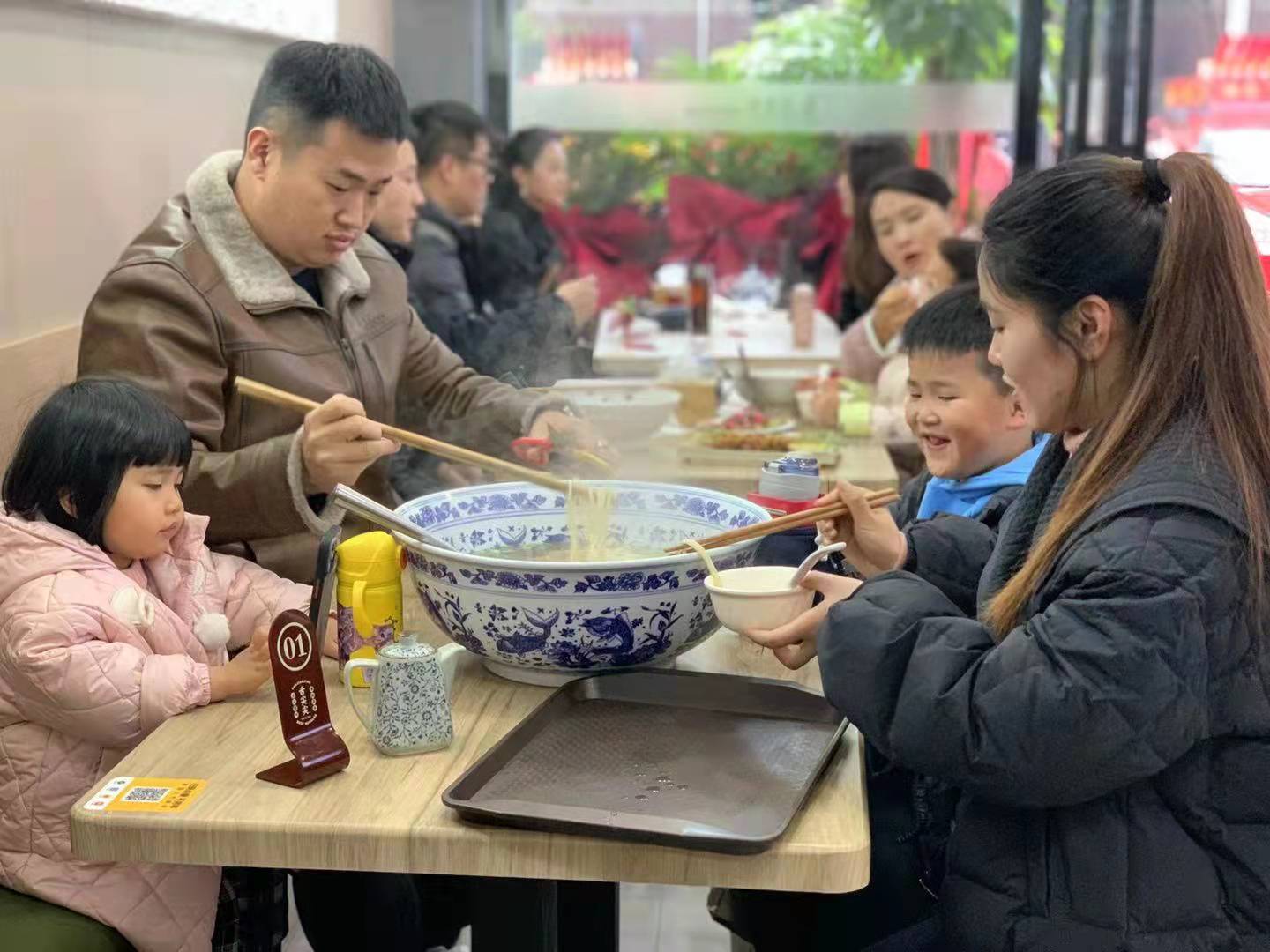 舌尖尖安徽合肥店正式营业 不负期待  为你而来